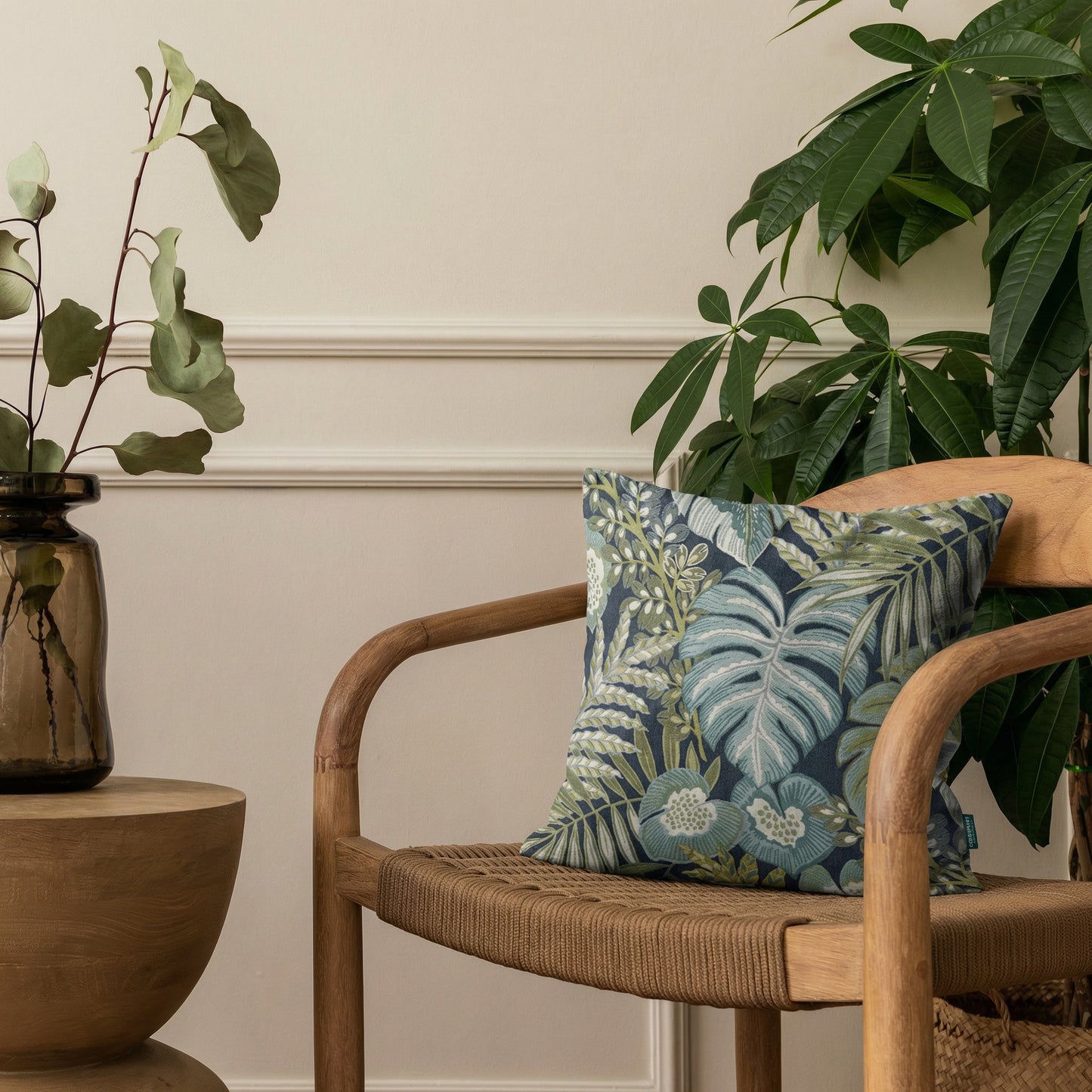 Deshaies Floral Pillow Navy